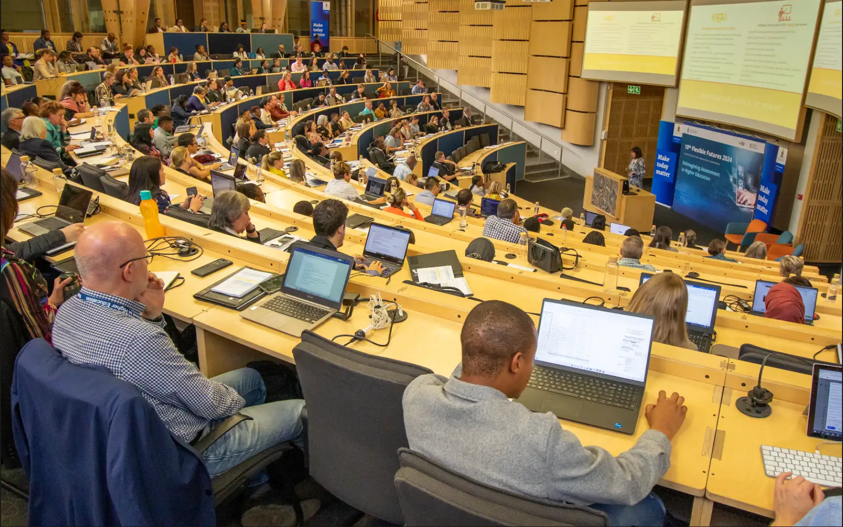 Professor Divjak @ University of Pretoria